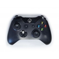 Oficjalny bezprzewodowy pad kontroler Microsoft Xbox One Model 1697 Black Czarny
