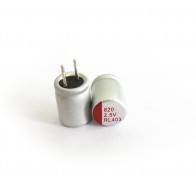 Kondensator elektrolityczny 820uF 821uF 2.5V Xbox 360